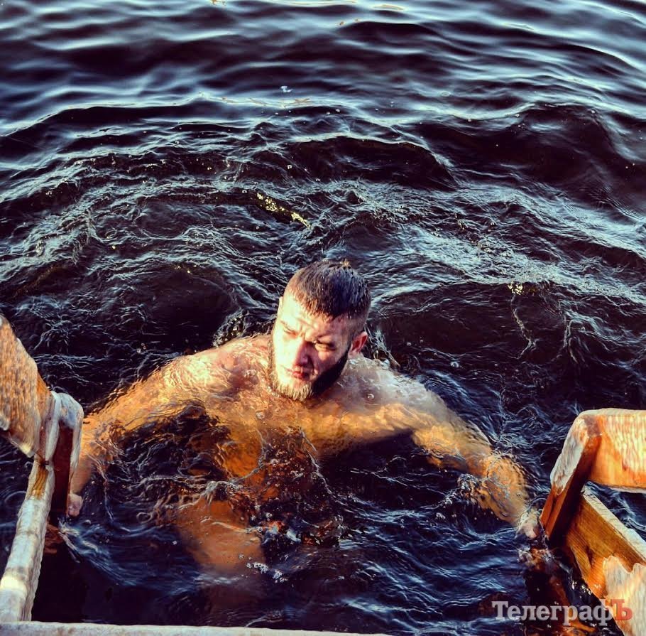 Почти голые и счастливые. Конкурс "Крещенский бульк-2017" Почти голые и счастливые. Конкурс "Крещенский бульк-2017"