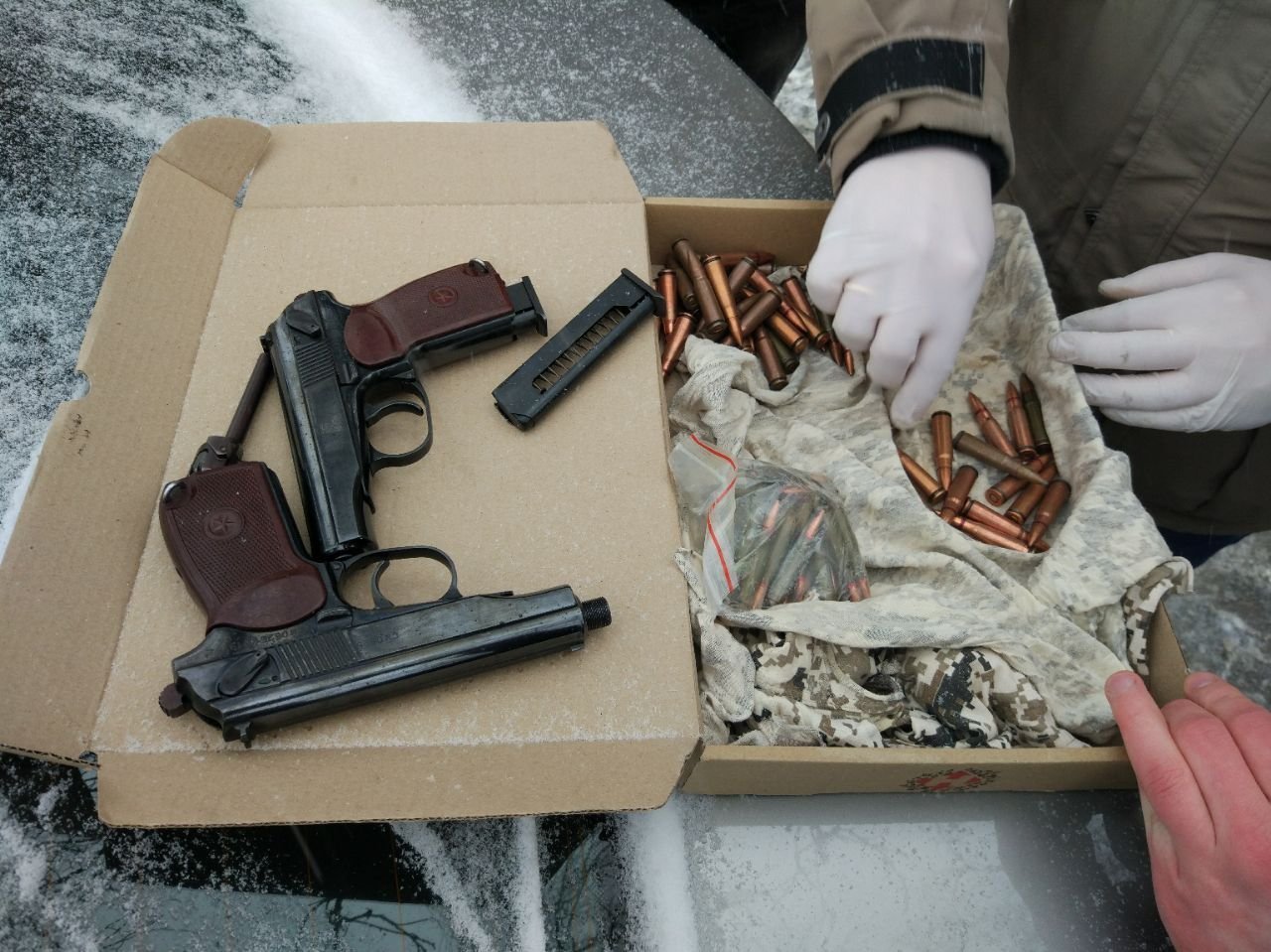 На Полтавщине правоохранители задержали торговца оружием из зоны АТО На Полтавщине правоохранители задержали торговца оружием из зоны АТО