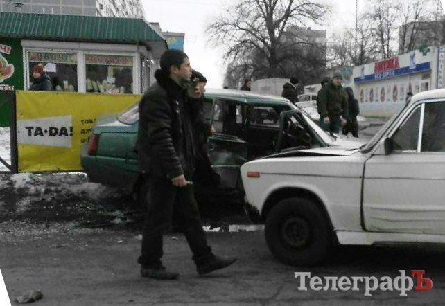 В Кременчуге на Керченской ДТП: два человека в больнице В Кременчуге на Керченской ДТП: два человека в больнице