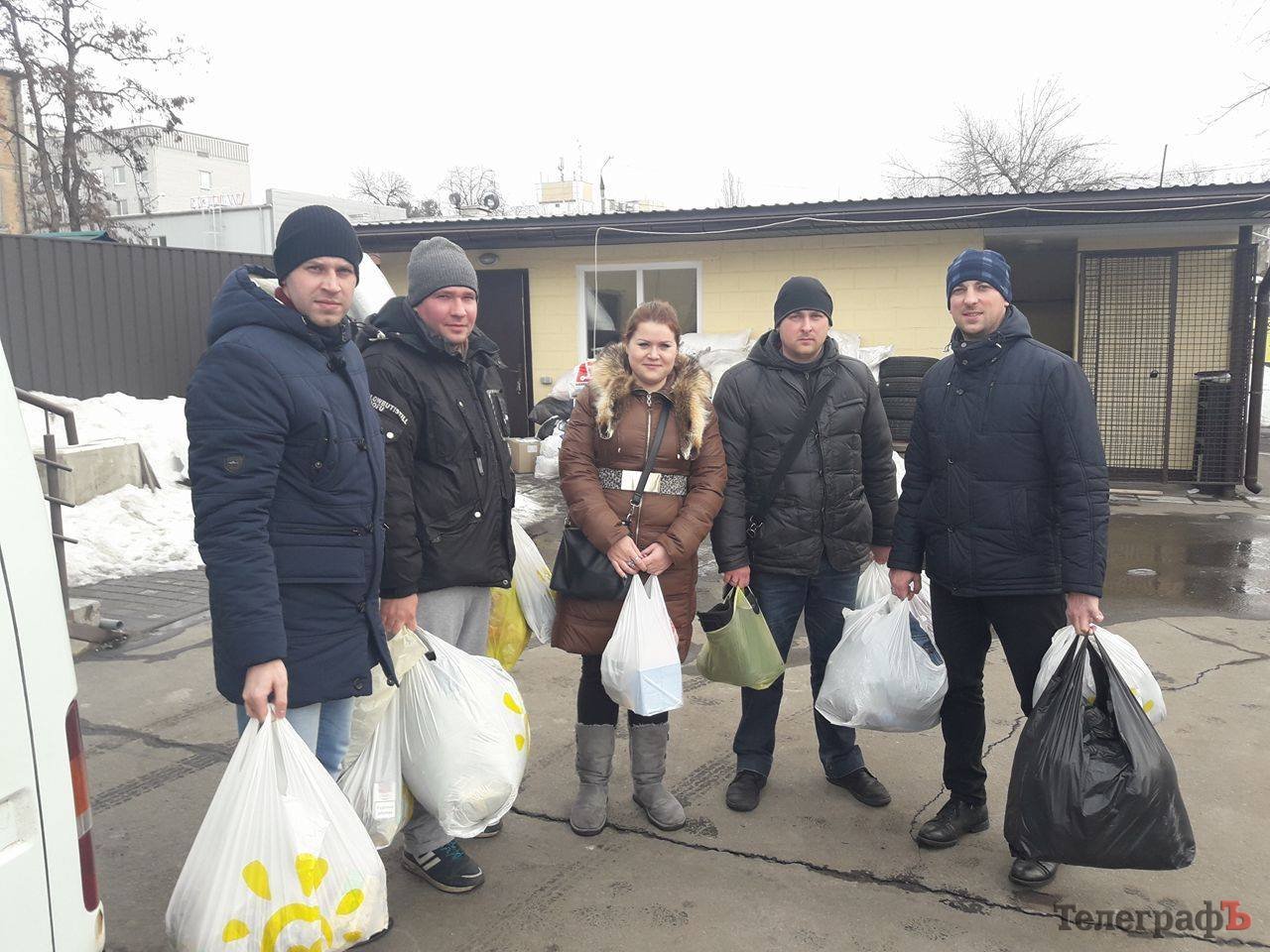 Теплі речі, листівки та диво-сітка від кременчуцьких школярів відправляться до Авдіївки Теплі речі, листівки та диво-сітка від кременчуцьких школярів відправляться до Авдіївки