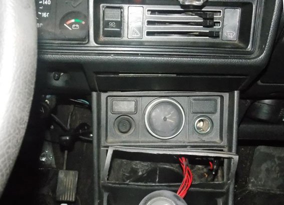 У Кобеляках 19-річний хлопець вкрав ВАЗ із гаража редакції газети У Кобеляках 19-річний хлопець вкрав ВАЗ із гаража редакції газети