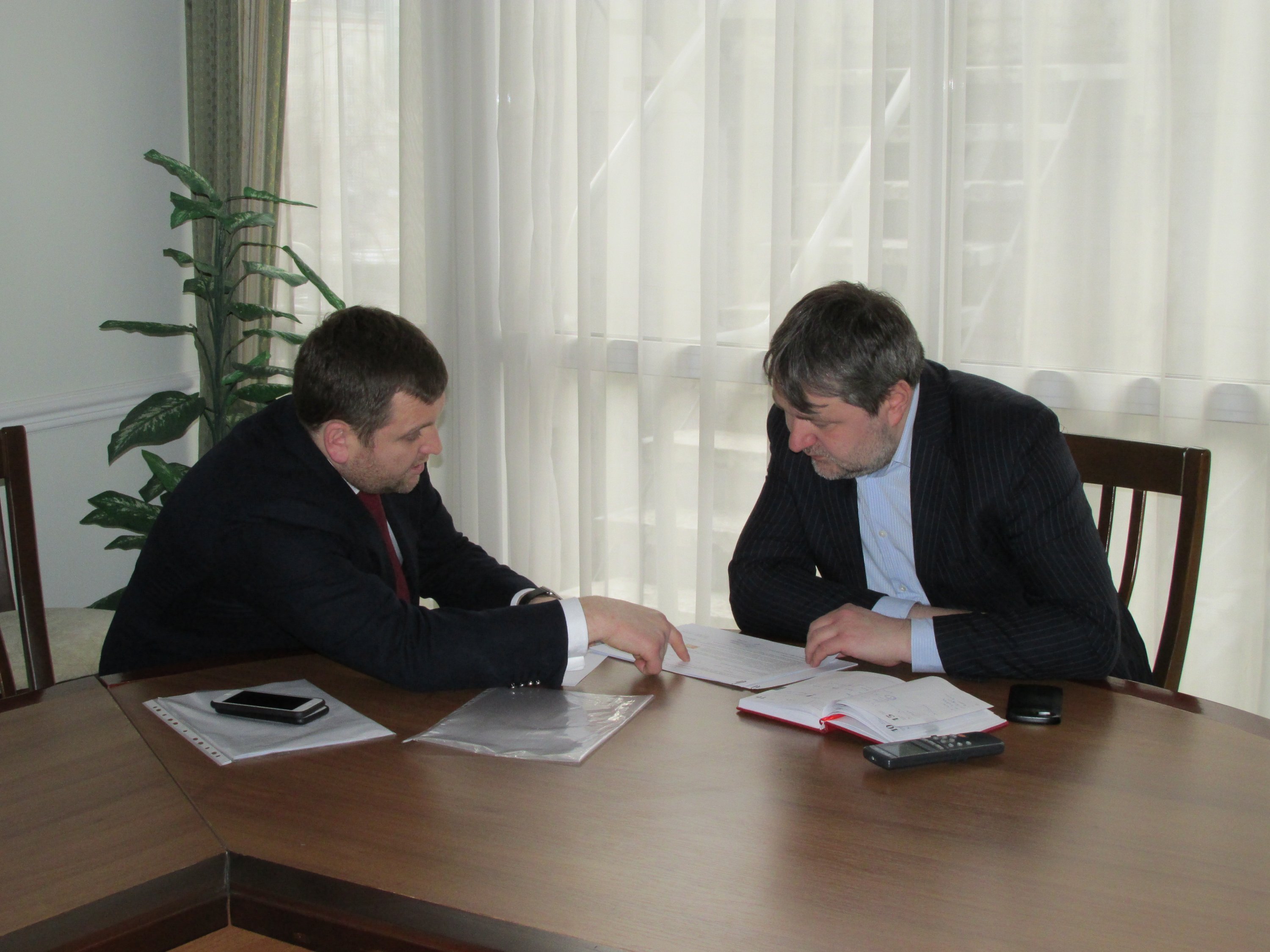 Радник голови Укравтодору Олександр Кава розповів про міст через Дніпро, об’їзну у Полтаві та передачу шляхів громадам Полтавщини Радник голови Укравтодору Олександр Кава розповів про міст через Дніпро, об’їзну у Полтаві та передачу шляхів громадам Полтавщини