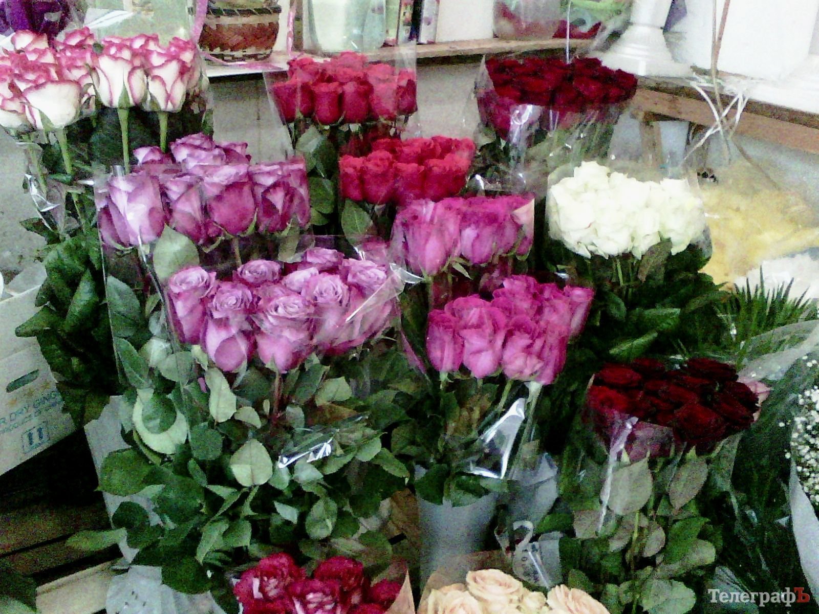 Ціна чоловічої уваги: скільки кременчужанам доведеться віддати за букет до 8 Березня Ціна чоловічої уваги: скільки кременчужанам доведеться віддати за букет до 8 Березня