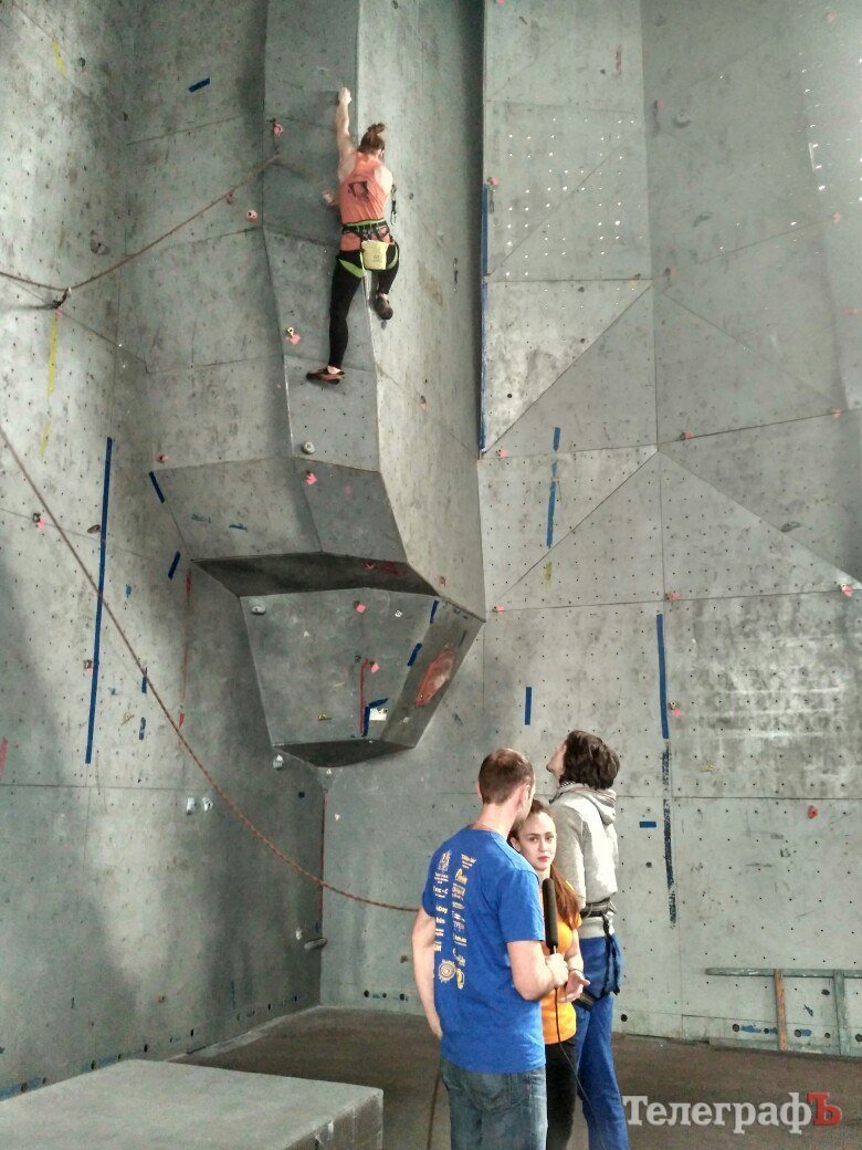 Кращі спортсмени України лазили по стінах СК «Політехнік» Кращі спортсмени України лазили по стінах СК «Політехнік»