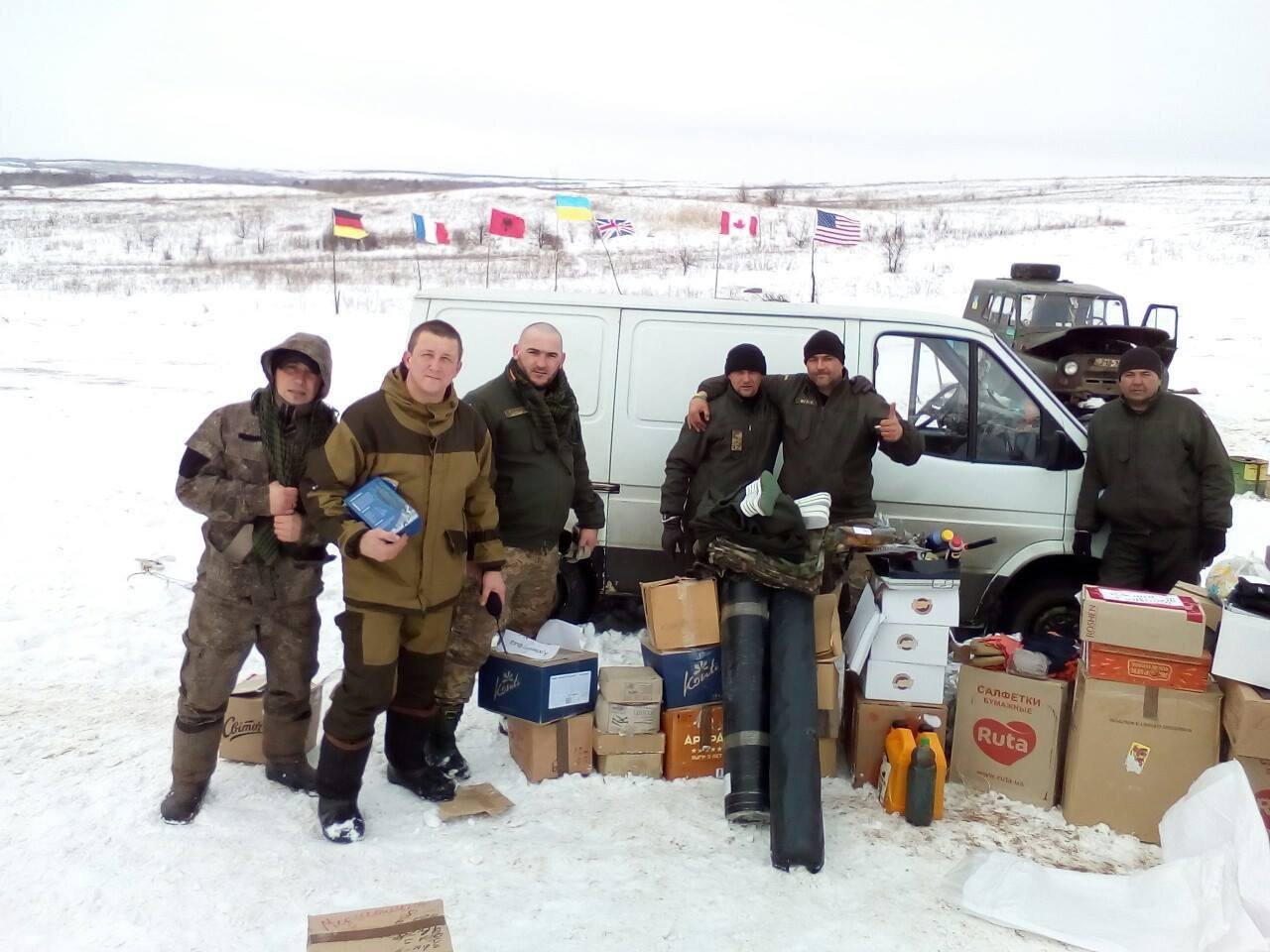 Терміново необхідні рації та бензин для військових Терміново необхідні рації та бензин для військових