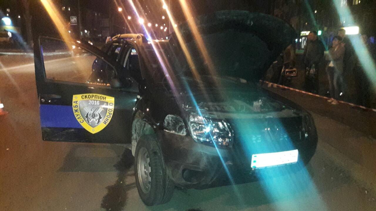 В Кременчуге на Авроре столкнулись 3 машины и маршрутка: есть пострадавшие В Кременчуге на Авроре столкнулись 3 машины и маршрутка: есть пострадавшие