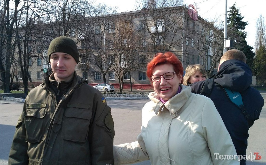 «Як поборем воріженьків – не буде в нас лиха»: Національна гвардія пройшла маршем у Кременчуці «Як поборем воріженьків – не буде в нас лиха»: Національна гвардія пройшла маршем у Кременчуці