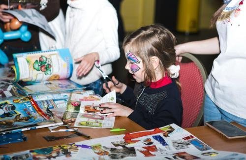Фаст-фуд, крафтове пиво, писанки та картон: де кременчужанам пофестивалити у квітні Фаст-фуд, крафтове пиво, писанки та картон: де кременчужанам пофестивалити у квітні