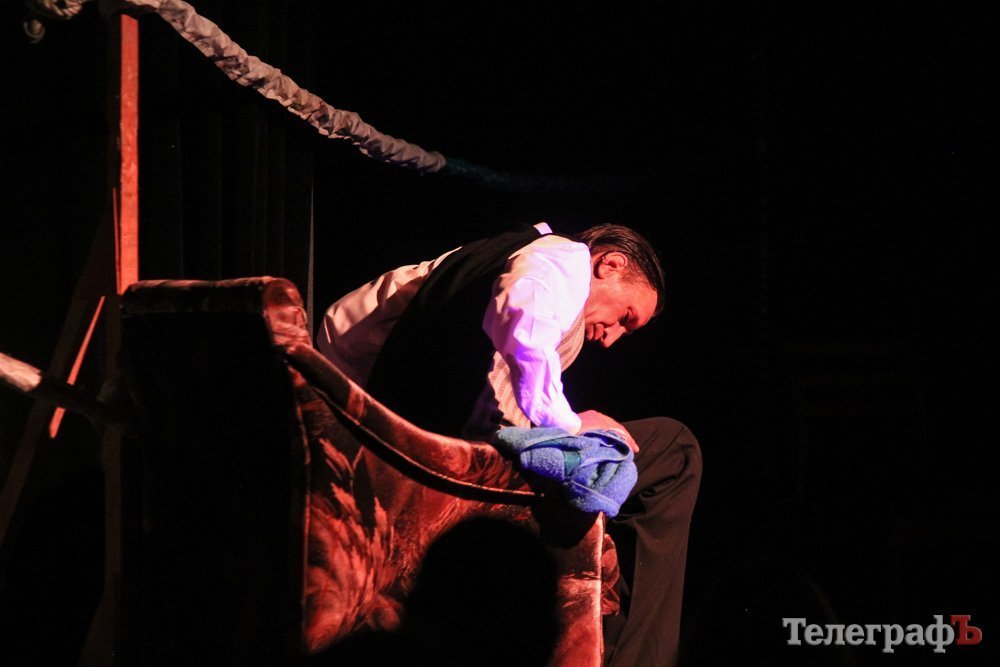 Сцена ГДК на один вечер превратилась в ринг Сцена ГДК на один вечер превратилась в ринг