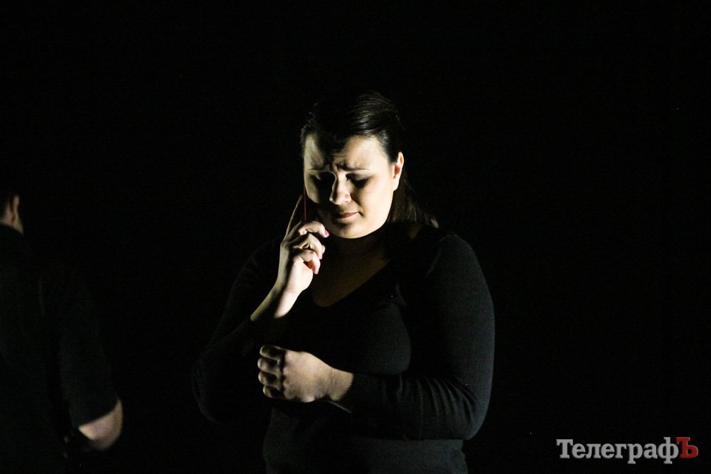 Кременчужани стали свідками віртуального роману матері з сином Кременчужани стали свідками віртуального роману матері з сином