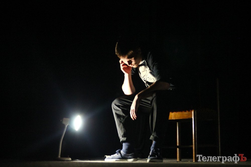 Кременчужани стали свідками віртуального роману матері з сином Кременчужани стали свідками віртуального роману матері з сином