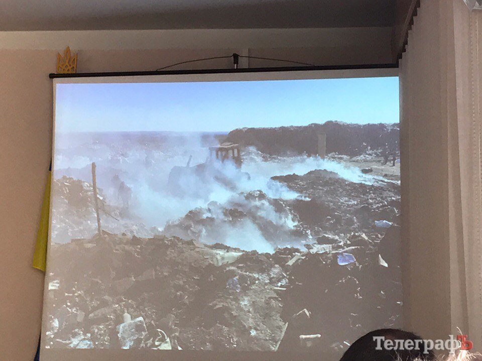 Пожар на Деевской свалке: в мэрии подозревают поджог Пожар на Деевской свалке: в мэрии подозревают поджог