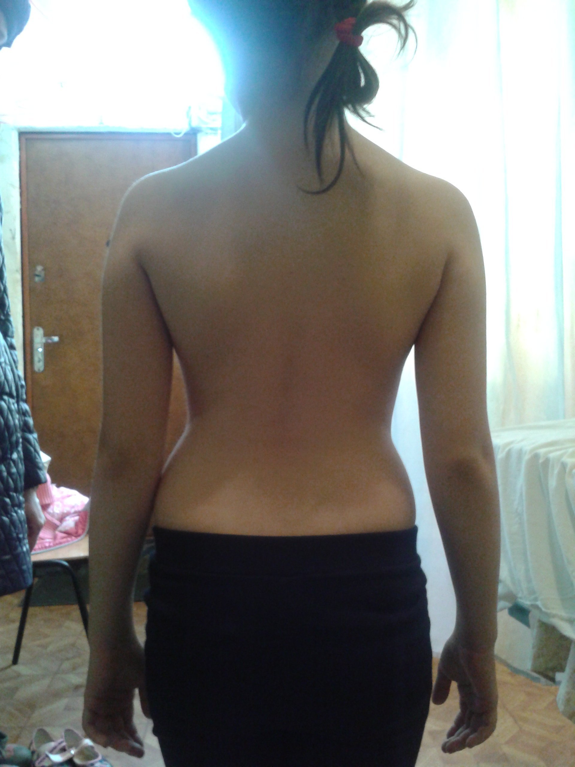 Внимание! Обратите внимание на осанку вашего ребенка. Внимание! Обратите внимание на осанку вашего ребенка.