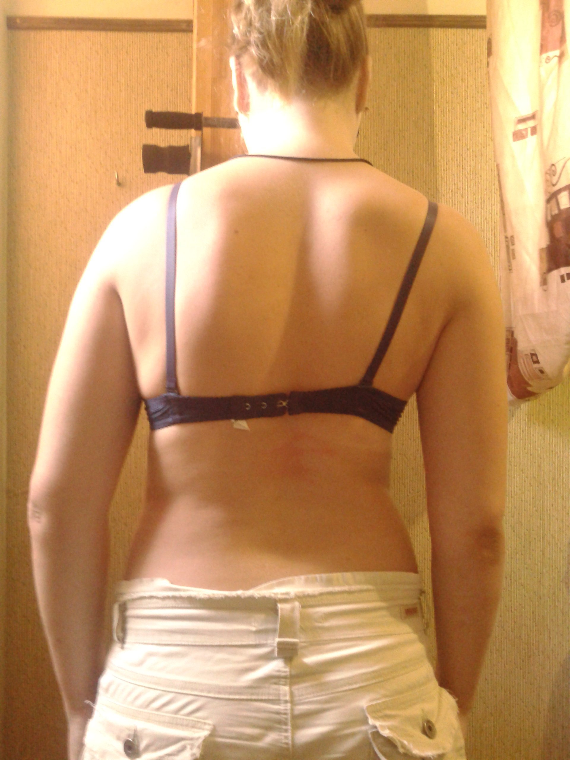 Внимание! Обратите внимание на осанку вашего ребенка. Внимание! Обратите внимание на осанку вашего ребенка.