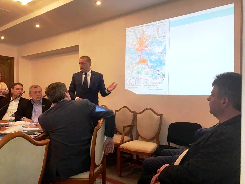 Транспортный комитет ВРУ дал добро на новый мост в Кременчуге и забраковал мост под Горишними Плавнями Транспортный комитет ВРУ дал добро на новый мост в Кременчуге и забраковал мост под Горишними Плавнями