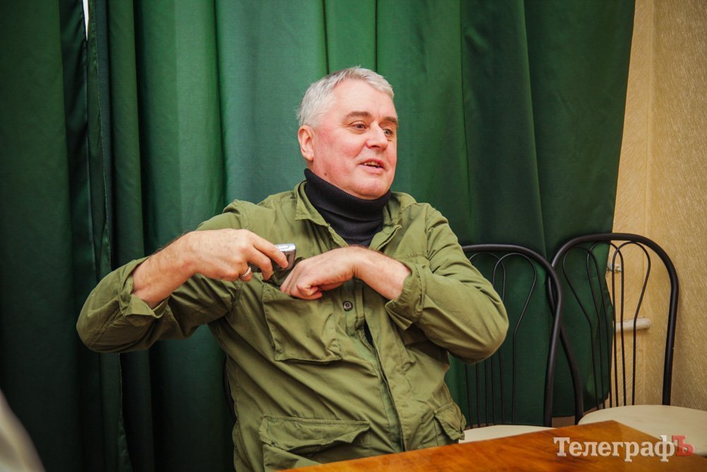 «Ви ж бачите, що кaцaпaм пі***ц, насправді», - Лесь Подерв'янський у Кременчуці (18+) «Ви ж бачите, що кaцaпaм пі***ц, насправді», - Лесь Подерв'янський у Кременчуці (18+)