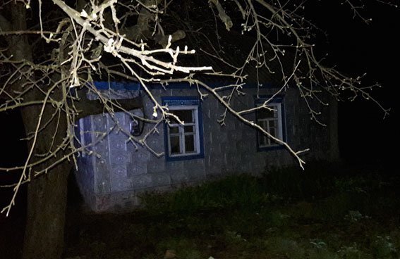 Под Кременчугом рецидивист зарубил топором товарища Под Кременчугом рецидивист зарубил топором товарища