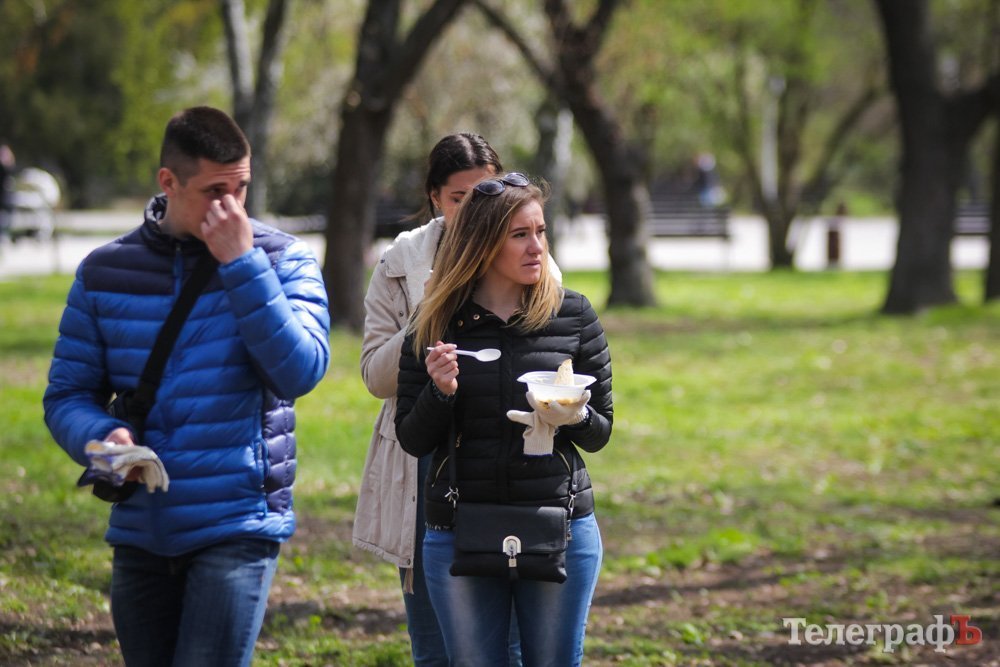 Кременчугская молодежь вычистила 3 городских парка Кременчугская молодежь вычистила 3 городских парка