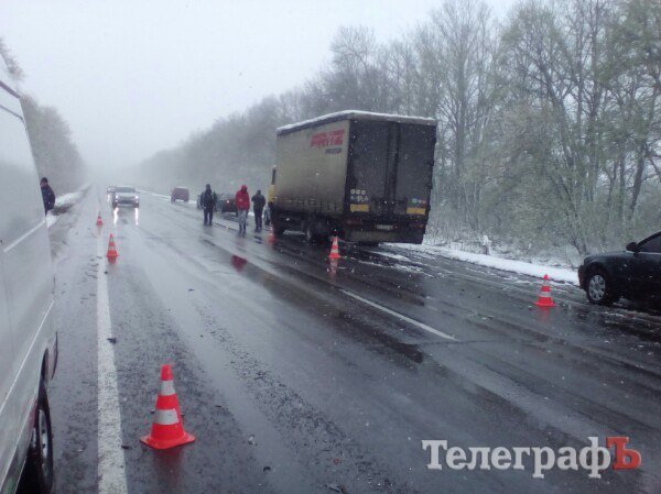 Маршрутка «Кременчуг-Харьков» попала в ДТП: погибло 4 человека Маршрутка «Кременчуг-Харьков» попала в ДТП: погибло 4 человека
