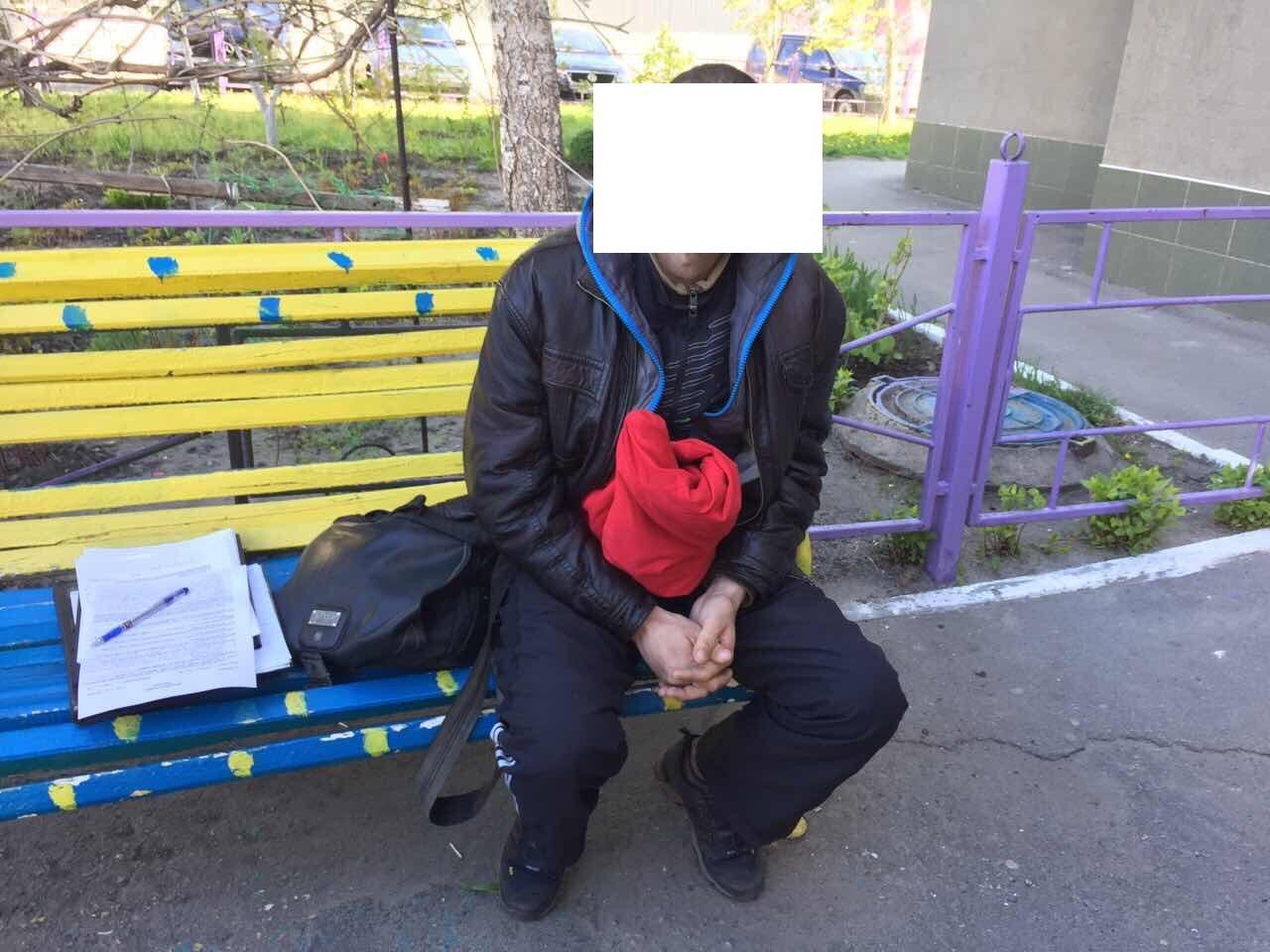 Кременчужанин помог задержать грабителя с помощью... хот-дога Кременчужанин помог задержать грабителя с помощью... хот-дога