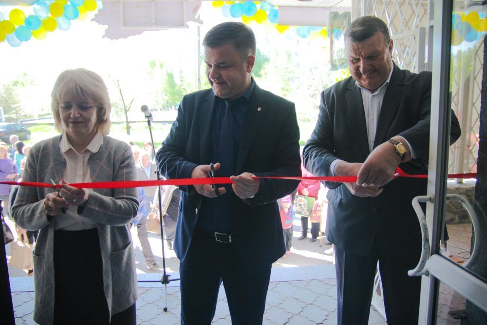 Найкраще — тому що своє: на Молодіжному відкрили магазин екопродуктів ТМ "Недогарська" Найкраще — тому що своє: на Молодіжному відкрили магазин екопродуктів ТМ "Недогарська"