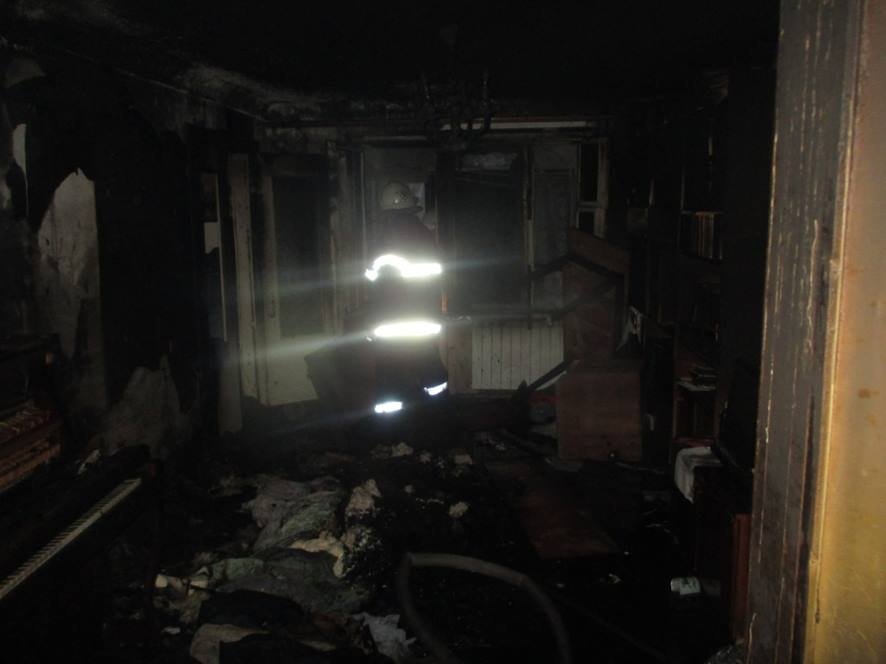 В кварталі 278 евакуювали людей через пожежу в багатоповерхівці В кварталі 278 евакуювали людей через пожежу в багатоповерхівці