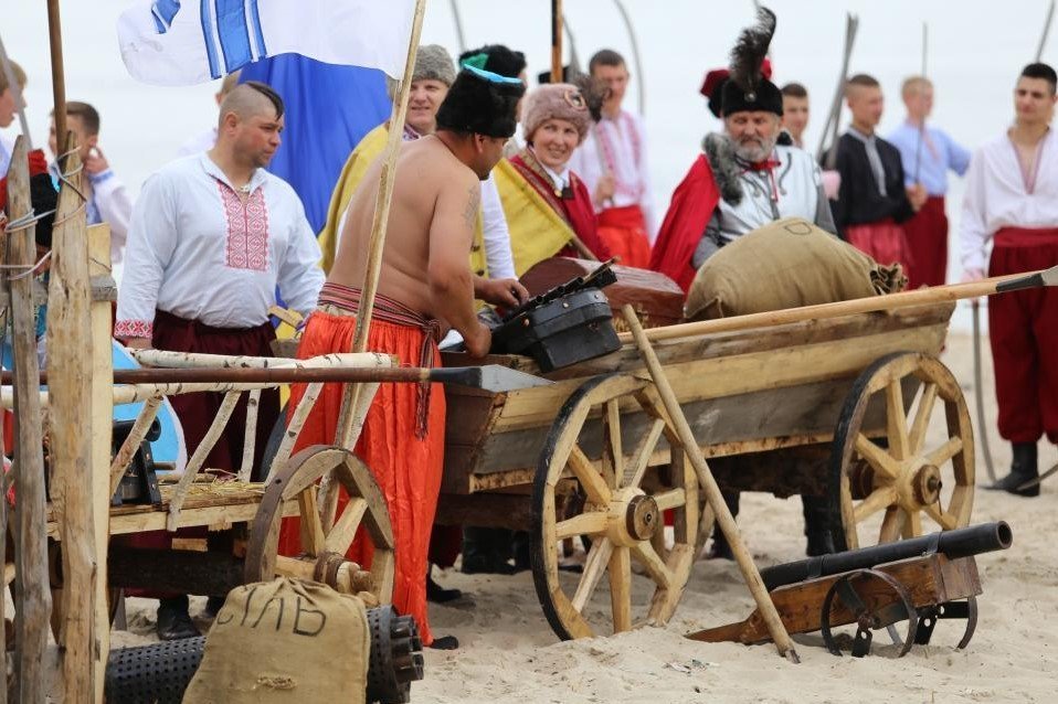 «Hej, hej, hej sokoly»: у Кременчуці 80-тисячне польсько-козацьке військо розбило 200-тисячну турецьку армію «Hej, hej, hej sokoly»: у Кременчуці 80-тисячне польсько-козацьке військо розбило 200-тисячну турецьку армію