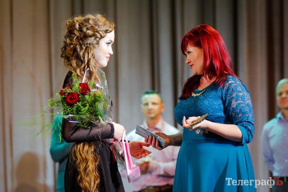 Красота спасёт мир: в Кременчуге выбрали «Королеву КрНУ - 2017» Красота спасёт мир: в Кременчуге выбрали «Королеву КрНУ - 2017»