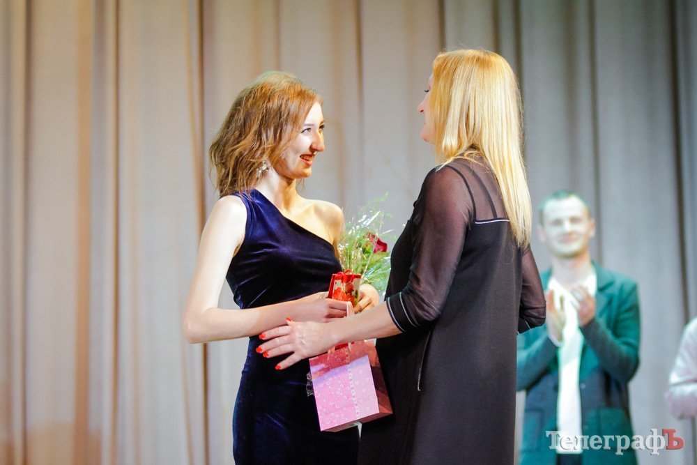 Красота спасёт мир: в Кременчуге выбрали «Королеву КрНУ - 2017» Красота спасёт мир: в Кременчуге выбрали «Королеву КрНУ - 2017»