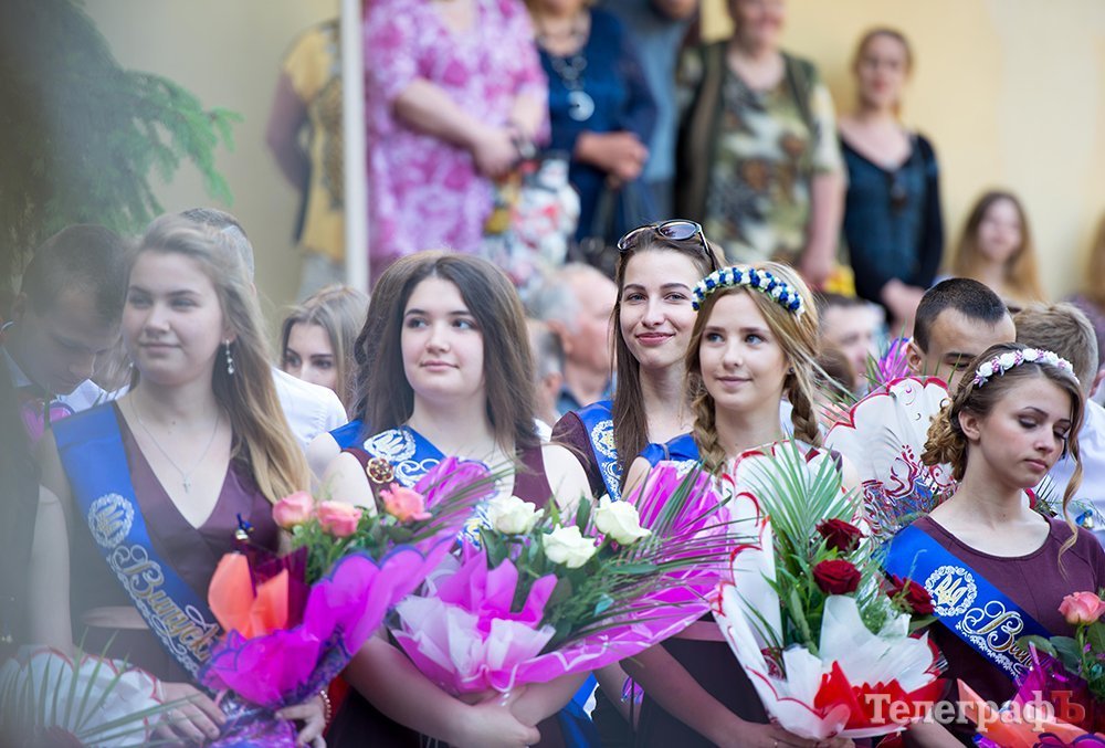 Последний звонок в Кременчуге. Присылайте фотки! Последний звонок в Кременчуге. Присылайте фотки!