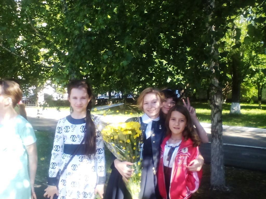 Последний звонок в Кременчуге. Присылайте фотки! Последний звонок в Кременчуге. Присылайте фотки!