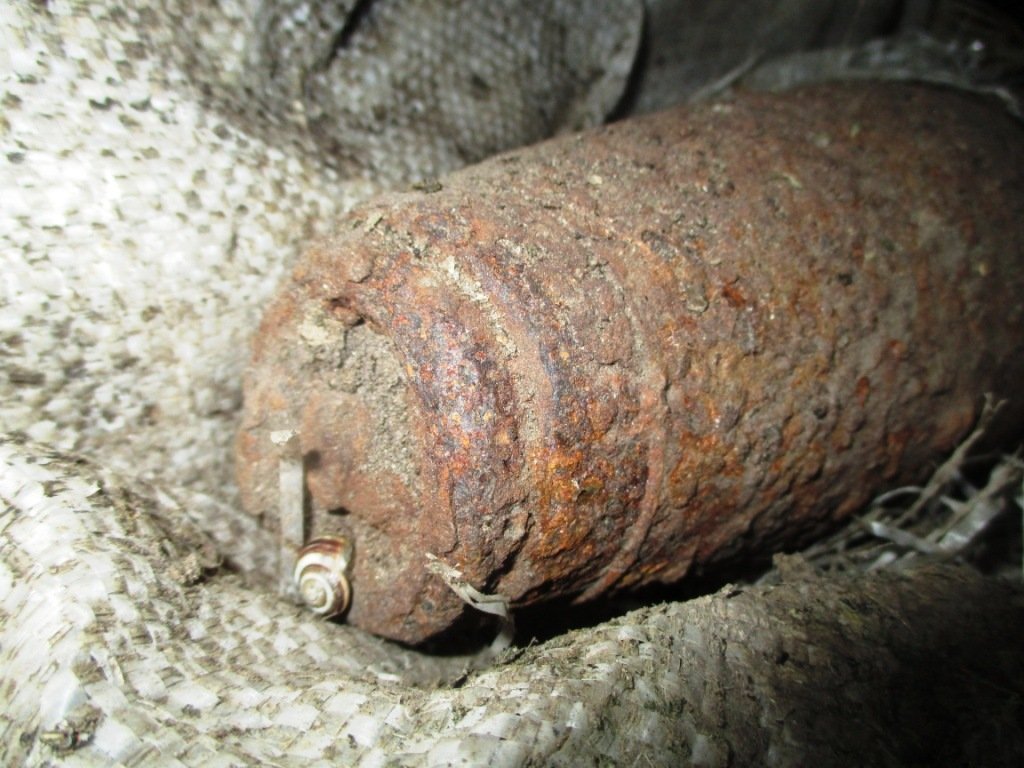 Под Кременчугом нашли артснаряд времен Второй Мировой Под Кременчугом нашли артснаряд времен Второй Мировой