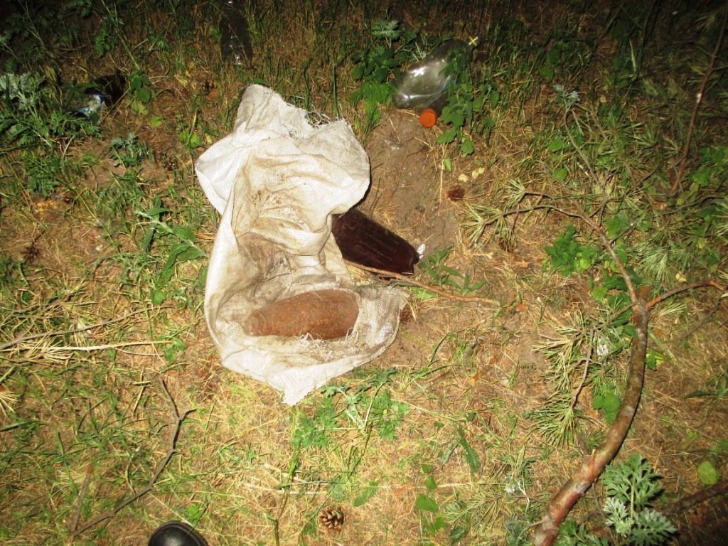 Под Кременчугом нашли артснаряд времен Второй Мировой Под Кременчугом нашли артснаряд времен Второй Мировой