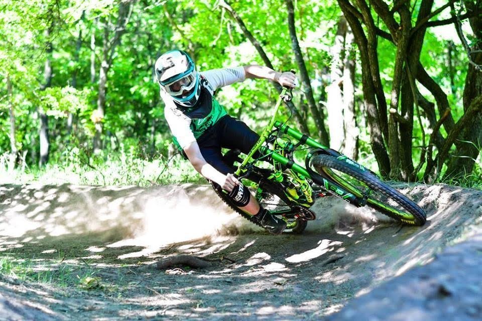 Как под Кременчугом соревновались велосипедисты-экстремалы Как под Кременчугом соревновались велосипедисты-экстремалы