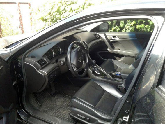 «Нерастаможенные авто недорого»: задержаны серийные угонщики с Полтавщины «Нерастаможенные авто недорого»: задержаны серийные угонщики с Полтавщины