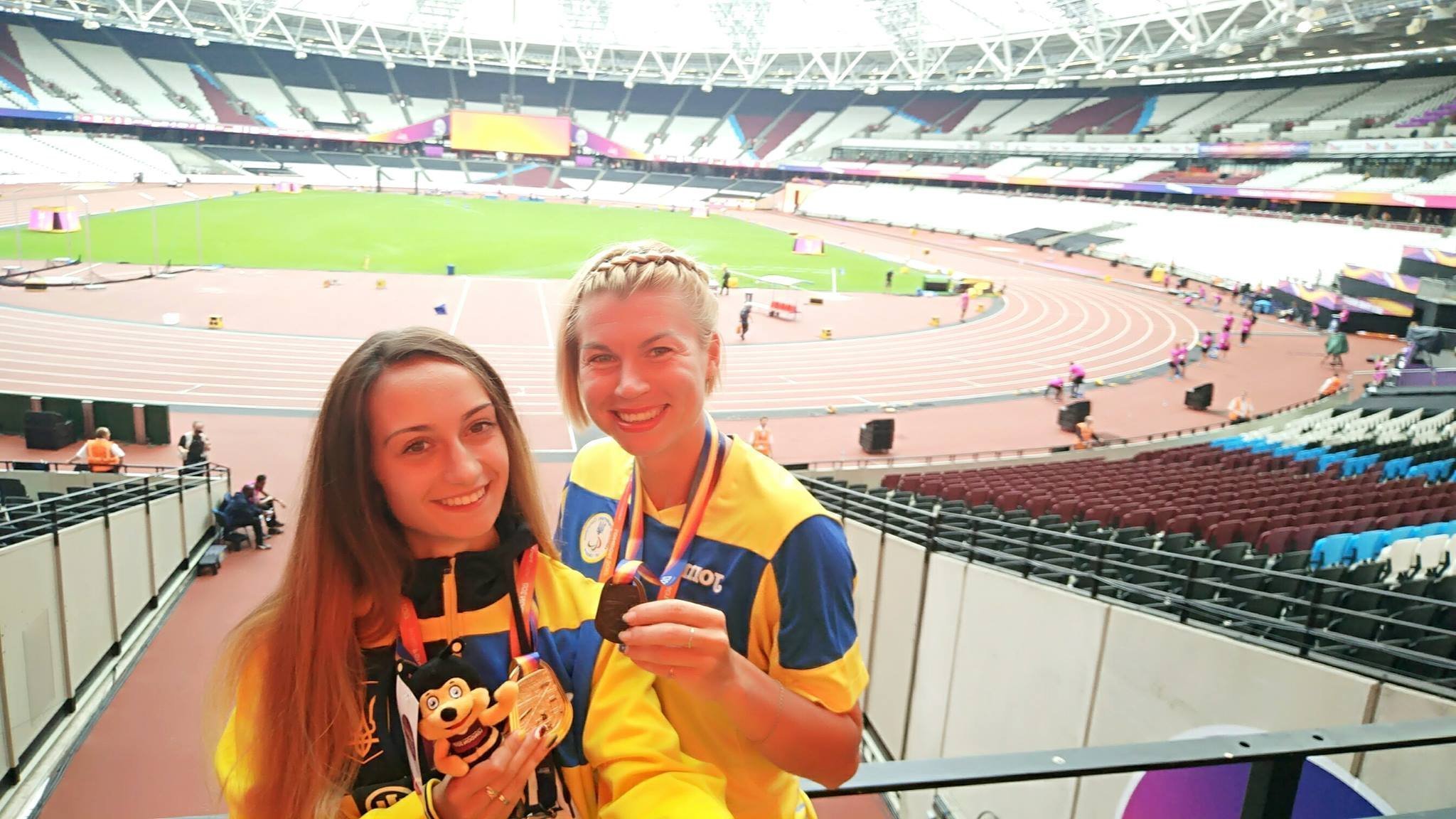 Наталія Кобзар завоювала «срібло» чемпіонату світу з легкої атлетики Наталія Кобзар завоювала «срібло» чемпіонату світу з легкої атлетики