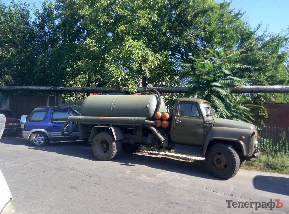 В Кременчуге возник конфликт с запахом нечистот В Кременчуге возник конфликт с запахом нечистот