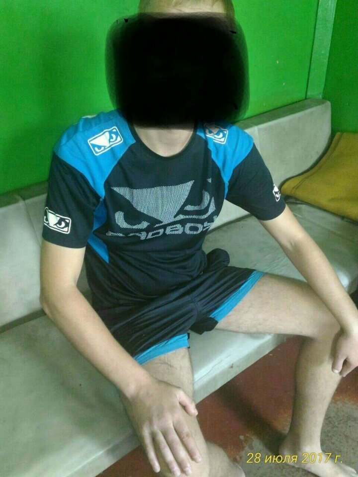 У Кременчуці з Крюківського мосту стрибнув чоловік У Кременчуці з Крюківського мосту стрибнув чоловік