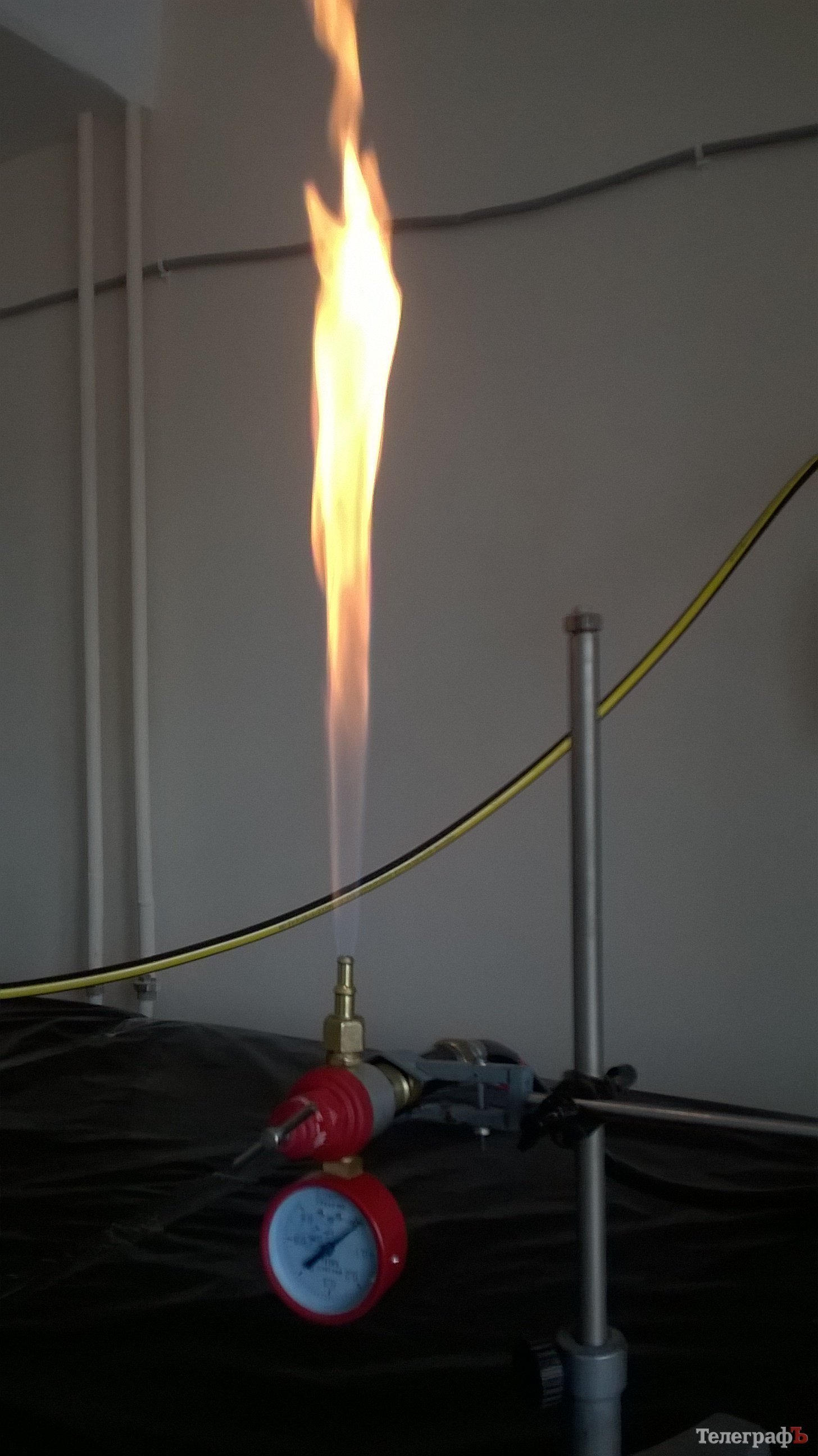 Поки Дніпро «цвіте» кременчужани не залишаться без газу Поки Дніпро «цвіте» кременчужани не залишаться без газу