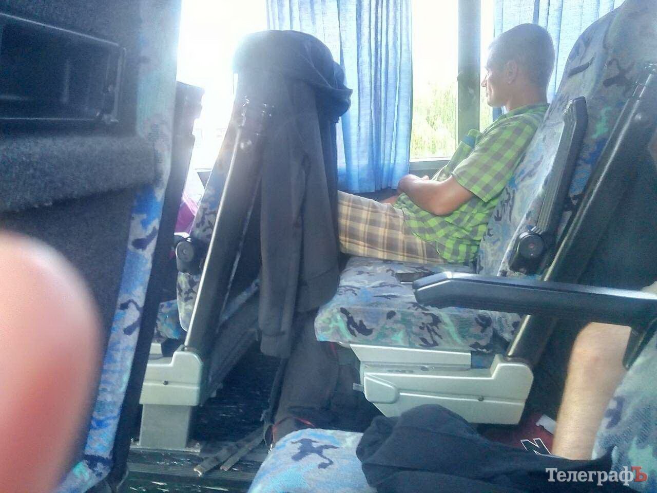 Безвиз в действии: «На границе наш автобус держали 11 часов» Безвиз в действии: «На границе наш автобус держали 11 часов»