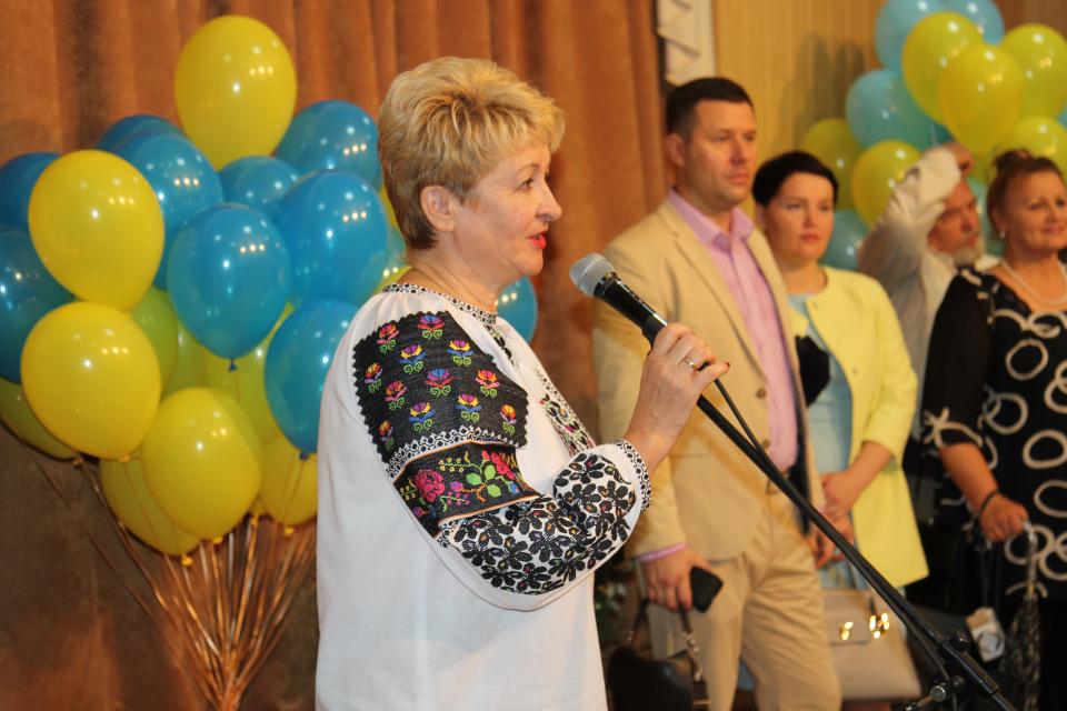 Первое сентября, первый класс, первый осенний дождь Первое сентября, первый класс, первый осенний дождь