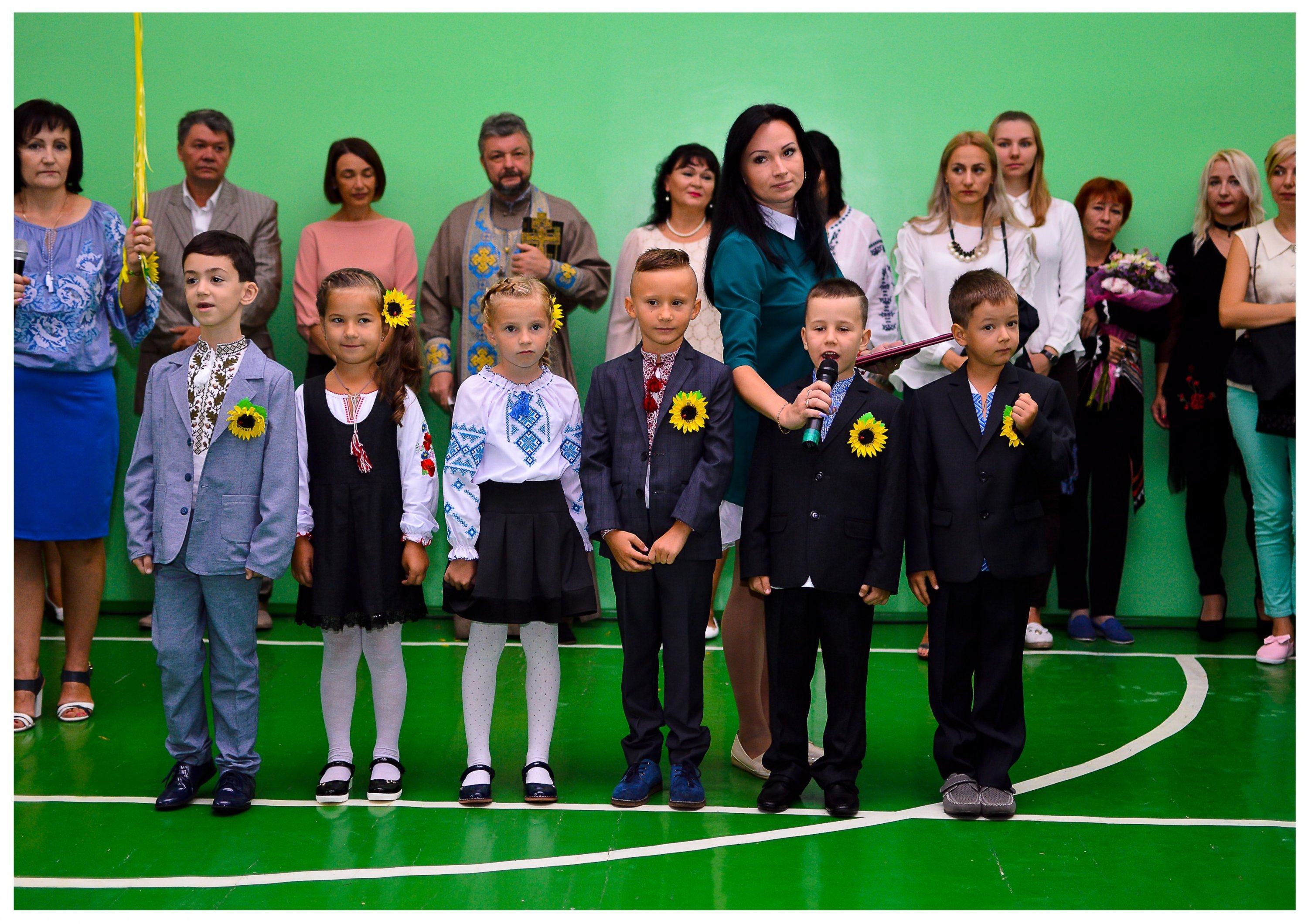 Первое сентября, первый класс, первый осенний дождь Первое сентября, первый класс, первый осенний дождь