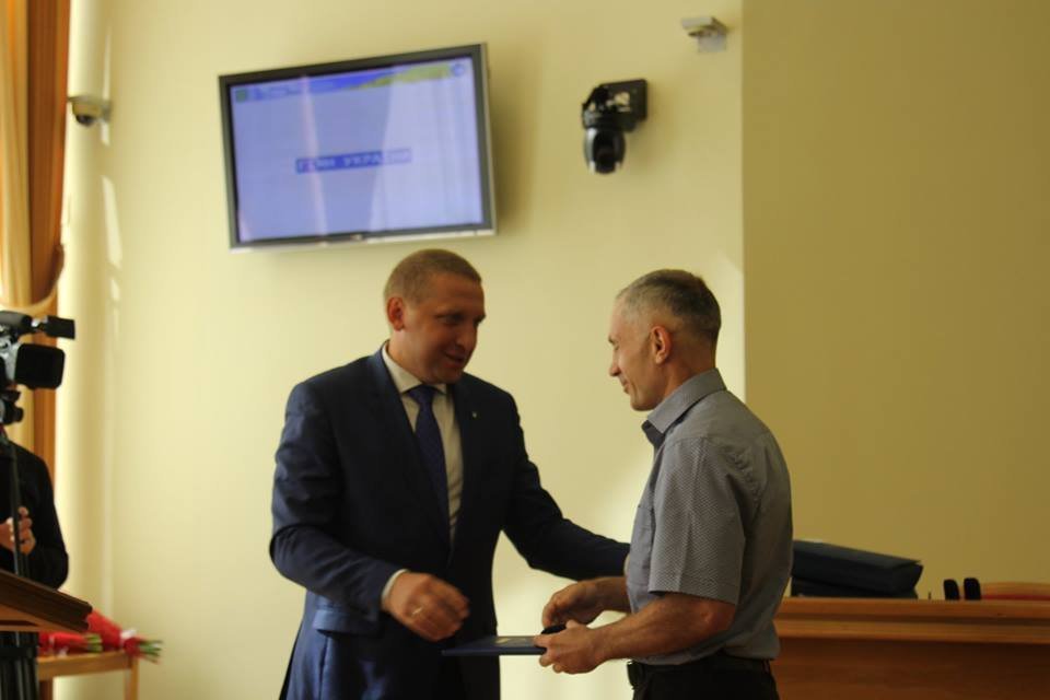 Кременчуцьких спортсменів та тренерів нагородив мер Кременчуцьких спортсменів та тренерів нагородив мер