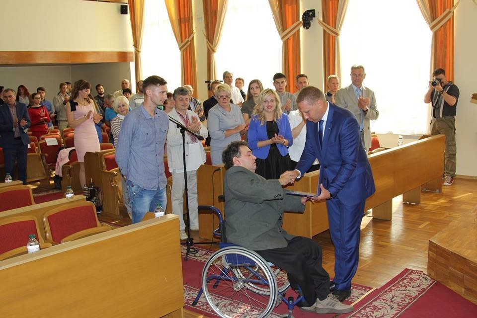 Кременчуцьких спортсменів та тренерів нагородив мер Кременчуцьких спортсменів та тренерів нагородив мер
