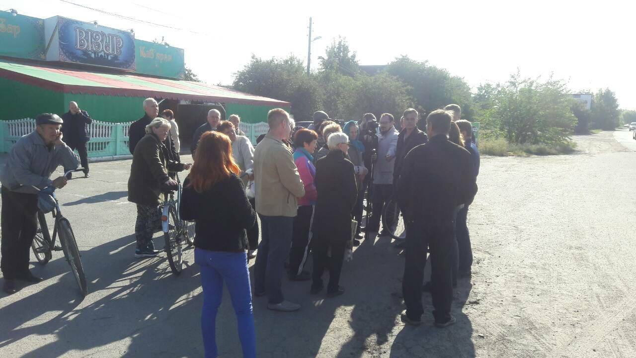 В Песчаном снова грозятся перекрыть дорогу Киев-Кременчуг В Песчаном снова грозятся перекрыть дорогу Киев-Кременчуг