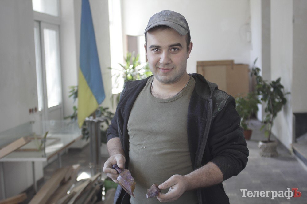 Вот это находка: на территории кременчугского краеведческого музея нашли 100-летнюю посуду Вот это находка: на территории кременчугского краеведческого музея нашли 100-летнюю посуду