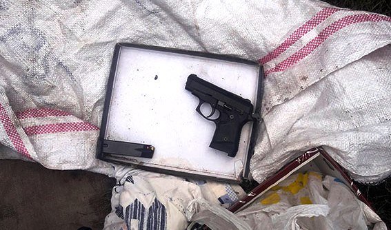 Кременчужанка торговала метадоном возле школы Кременчужанка торговала метадоном возле школы