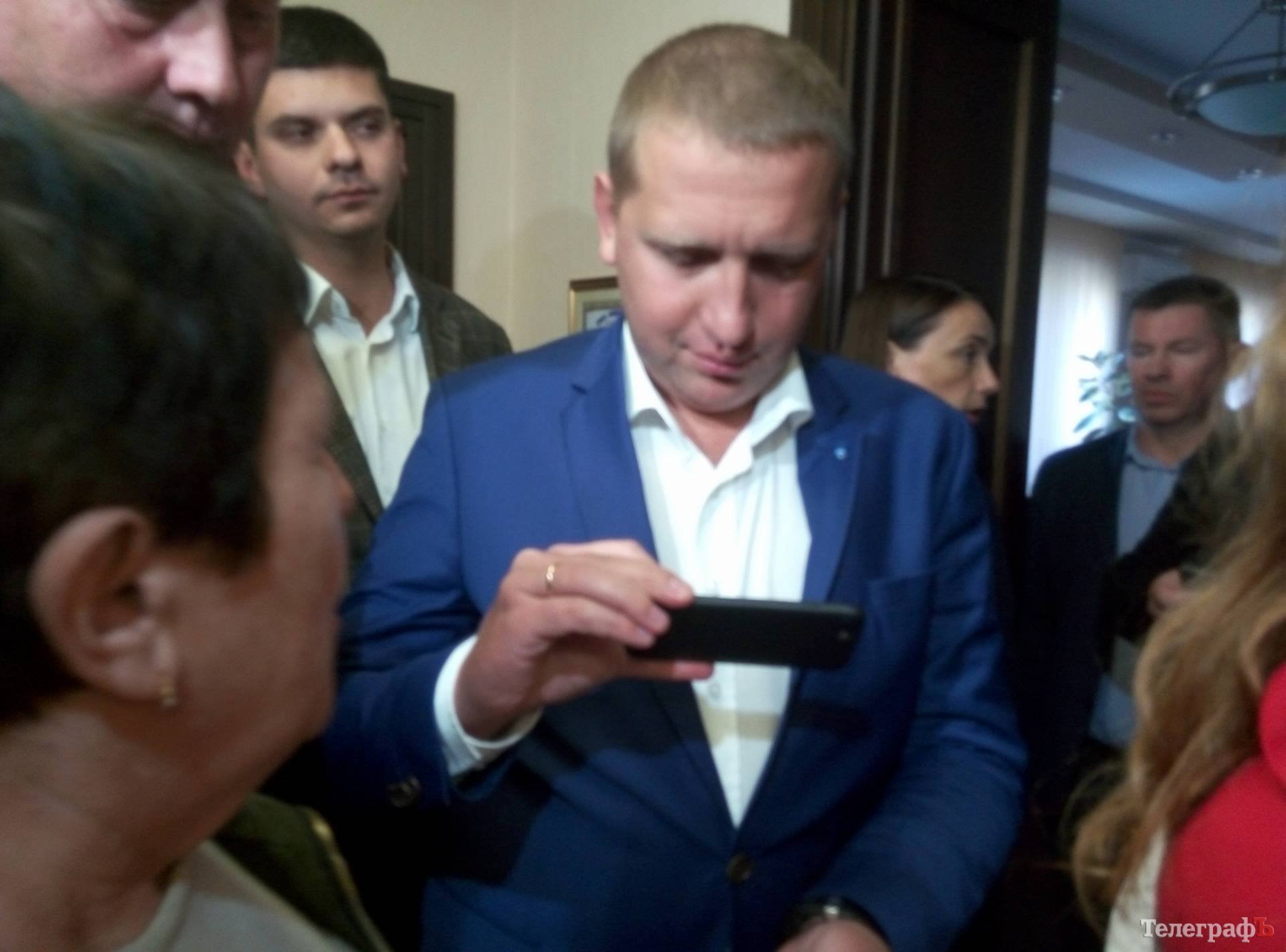 Мэрия Кременчуга под крики «Ганьба!» приняла новые тарифы на отопление Мэрия Кременчуга под крики «Ганьба!» приняла новые тарифы на отопление