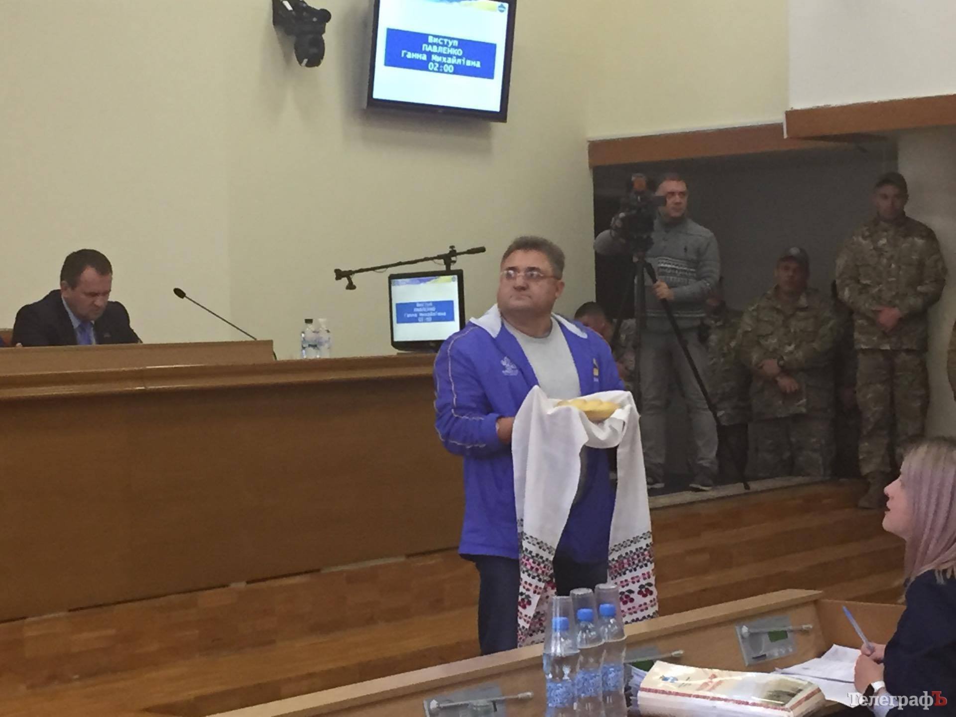 Сессия Кременчугского горсовета 12 октября: новые тарифы на тепло, Алитус, платные услуги в больницах Сессия Кременчугского горсовета 12 октября: новые тарифы на тепло, Алитус, платные услуги в больницах