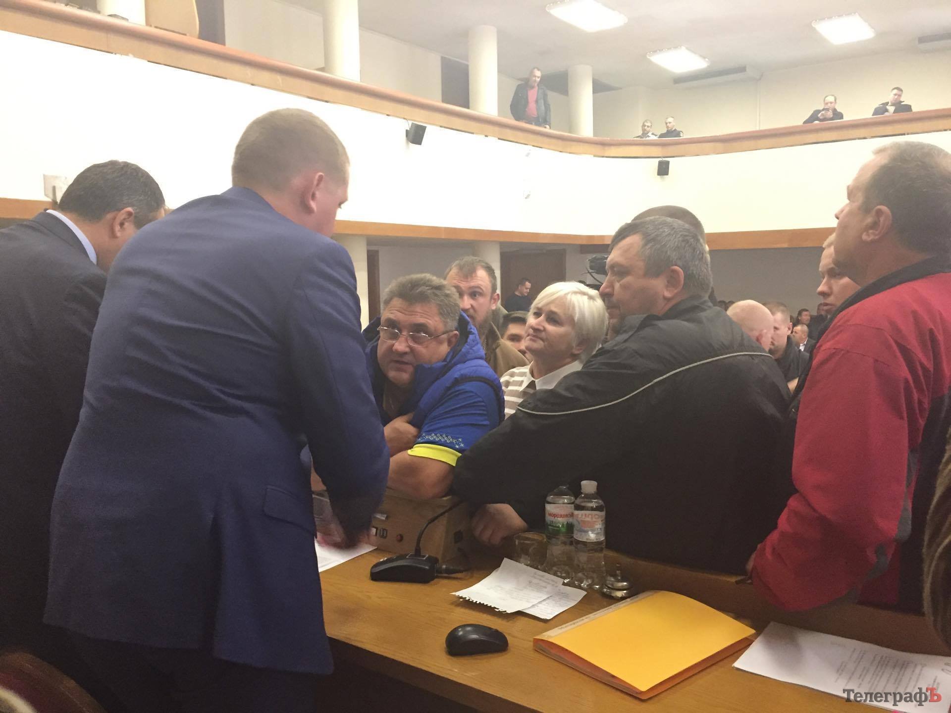 Сессия Кременчугского горсовета 12 октября: новые тарифы на тепло, Алитус, платные услуги в больницах Сессия Кременчугского горсовета 12 октября: новые тарифы на тепло, Алитус, платные услуги в больницах